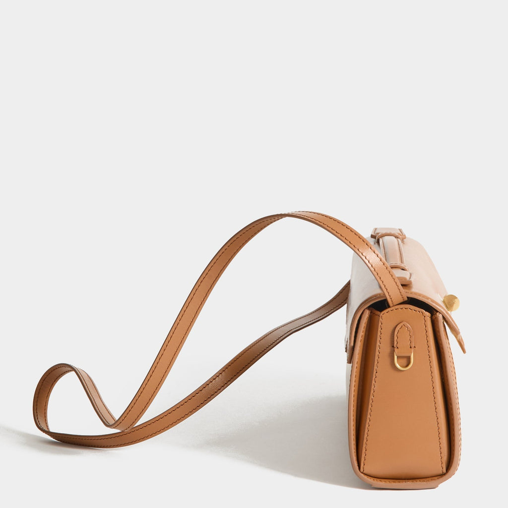 モティマー・ラフィア・クラッチ